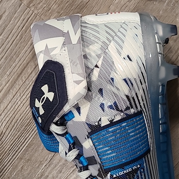 Under Armour Highlight MC LE Football Cleats